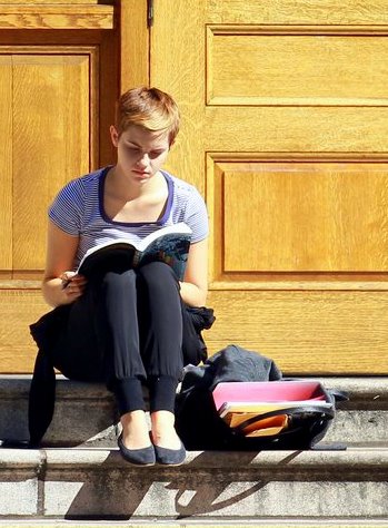 emma watson reading